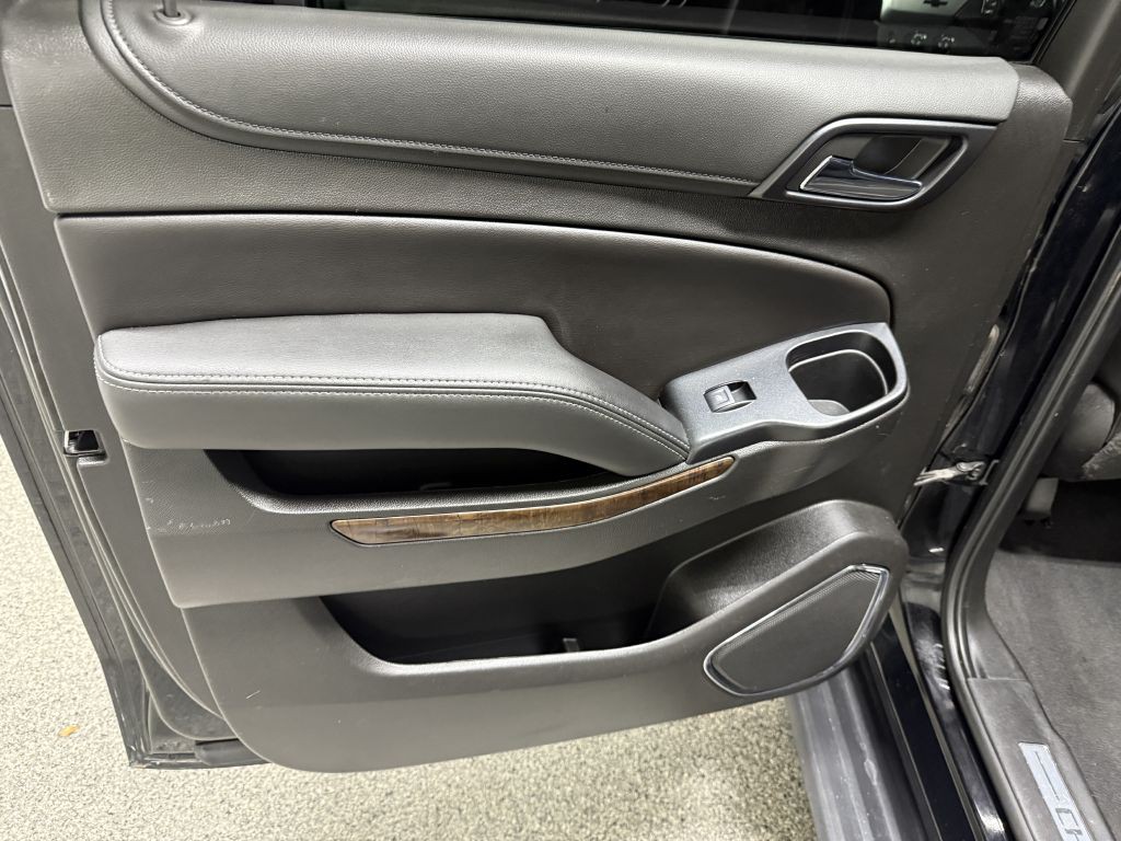 2019 Chevrolet Suburban Image 28