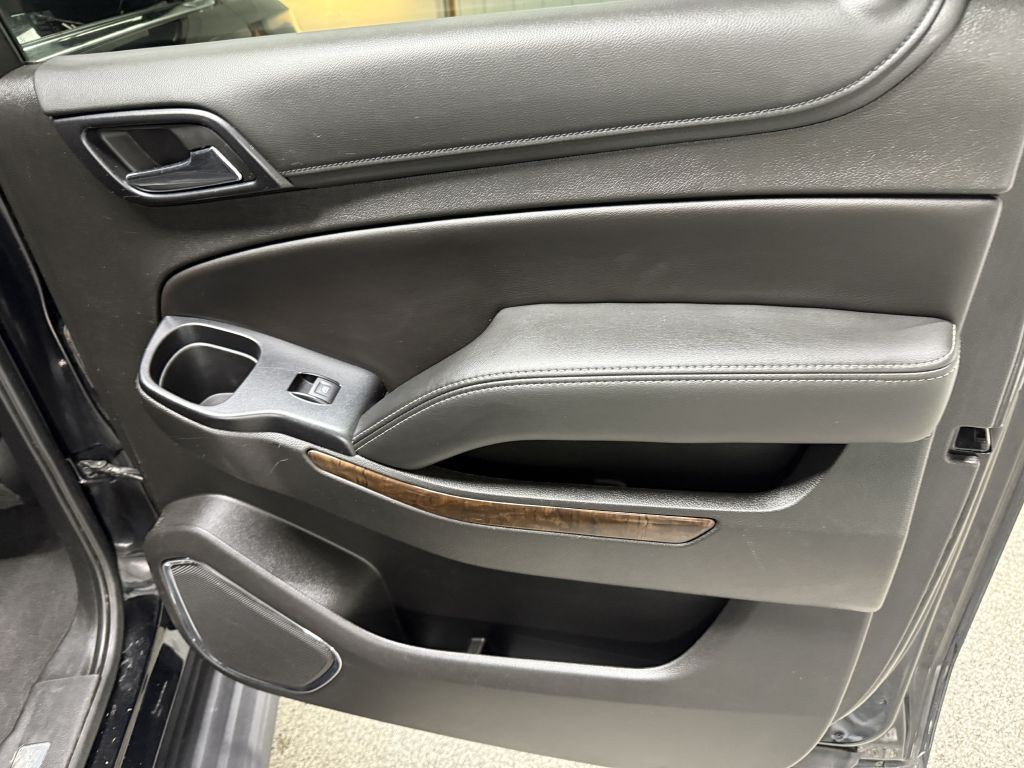 2019 Chevrolet Suburban Image 31