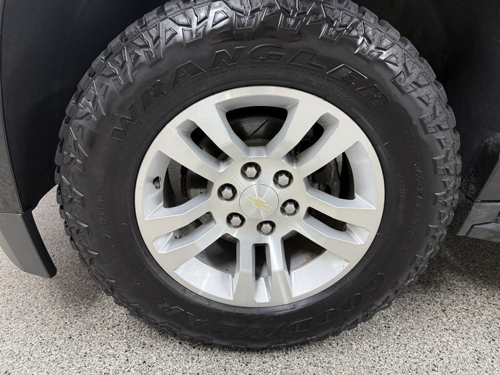 2019 Chevrolet Suburban Image 33