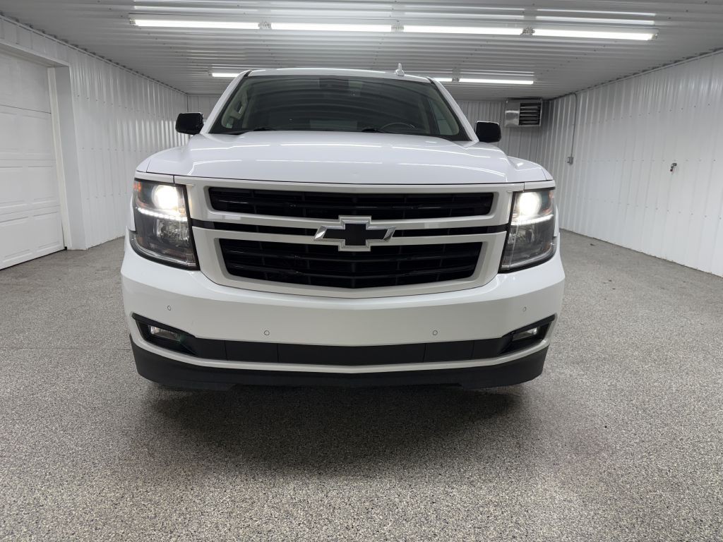 2019 Chevrolet Suburban Image 2