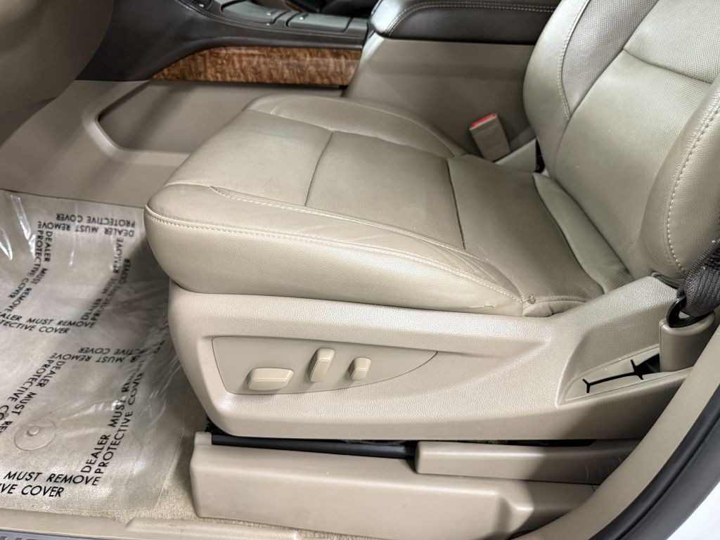 2019 Chevrolet Suburban Image 12