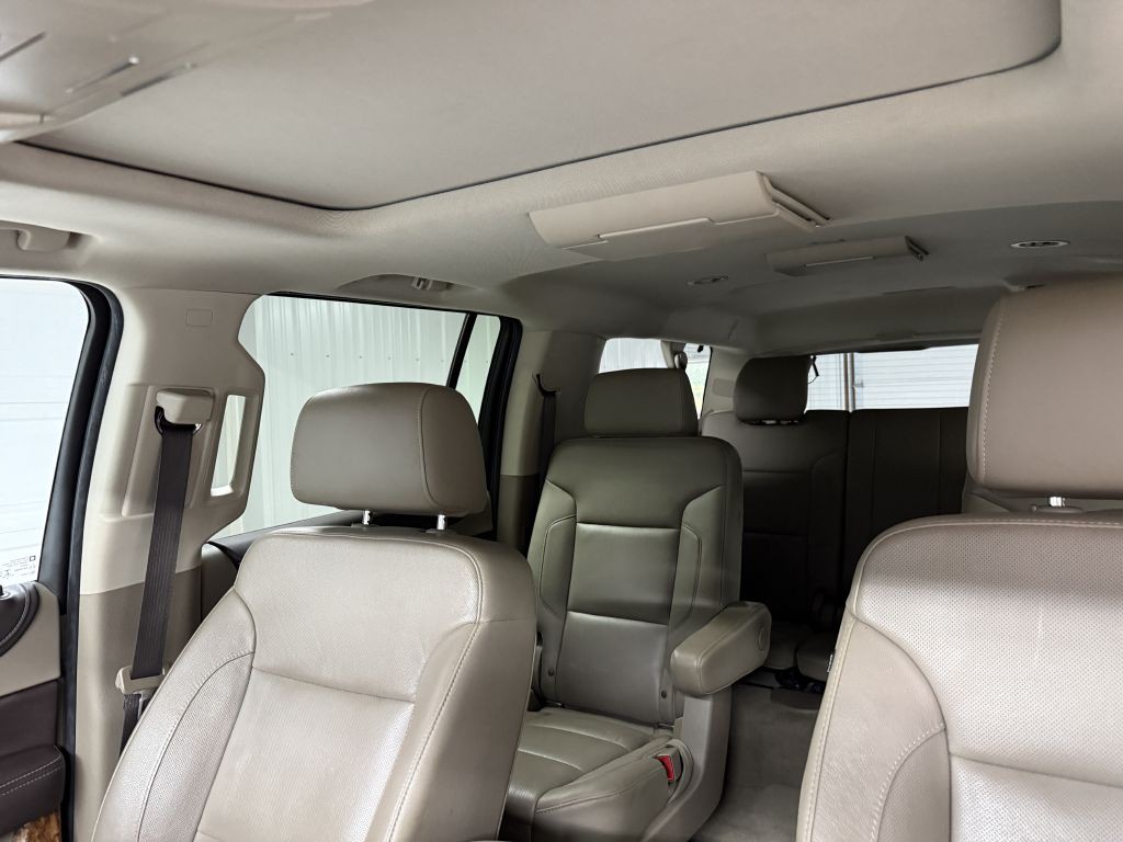 2019 Chevrolet Suburban Image 26