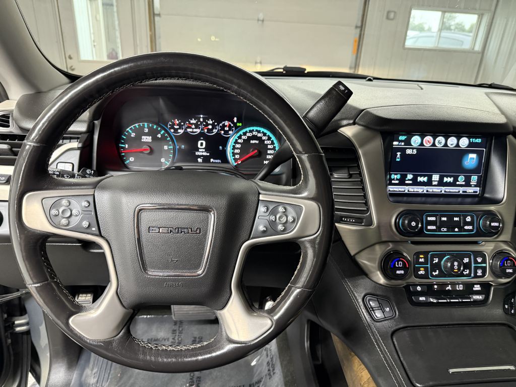 2018 GMC Yukon Image 16