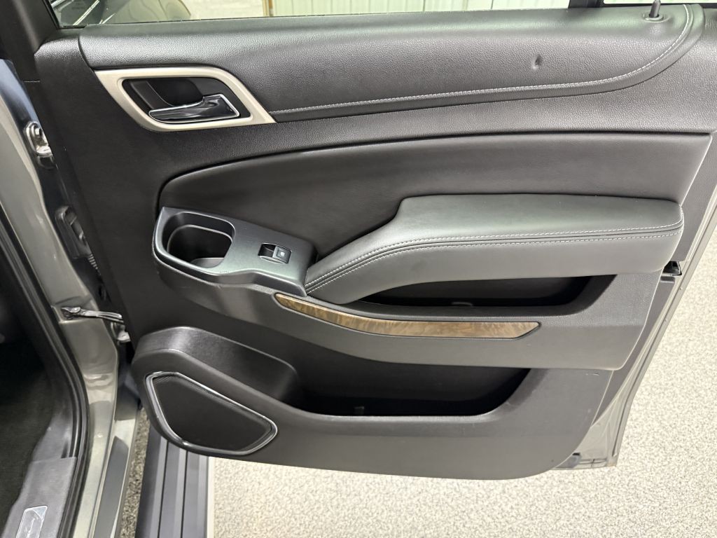 2018 GMC Yukon Image 38