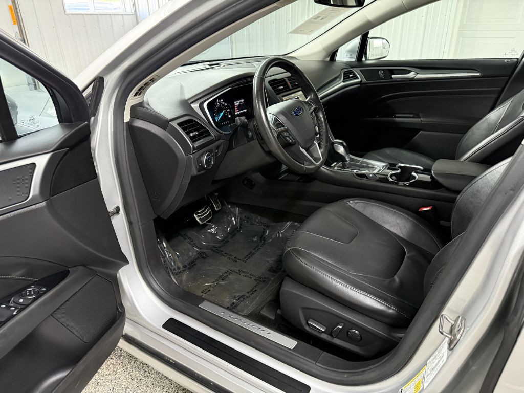 2016 Ford Fusion Image 7