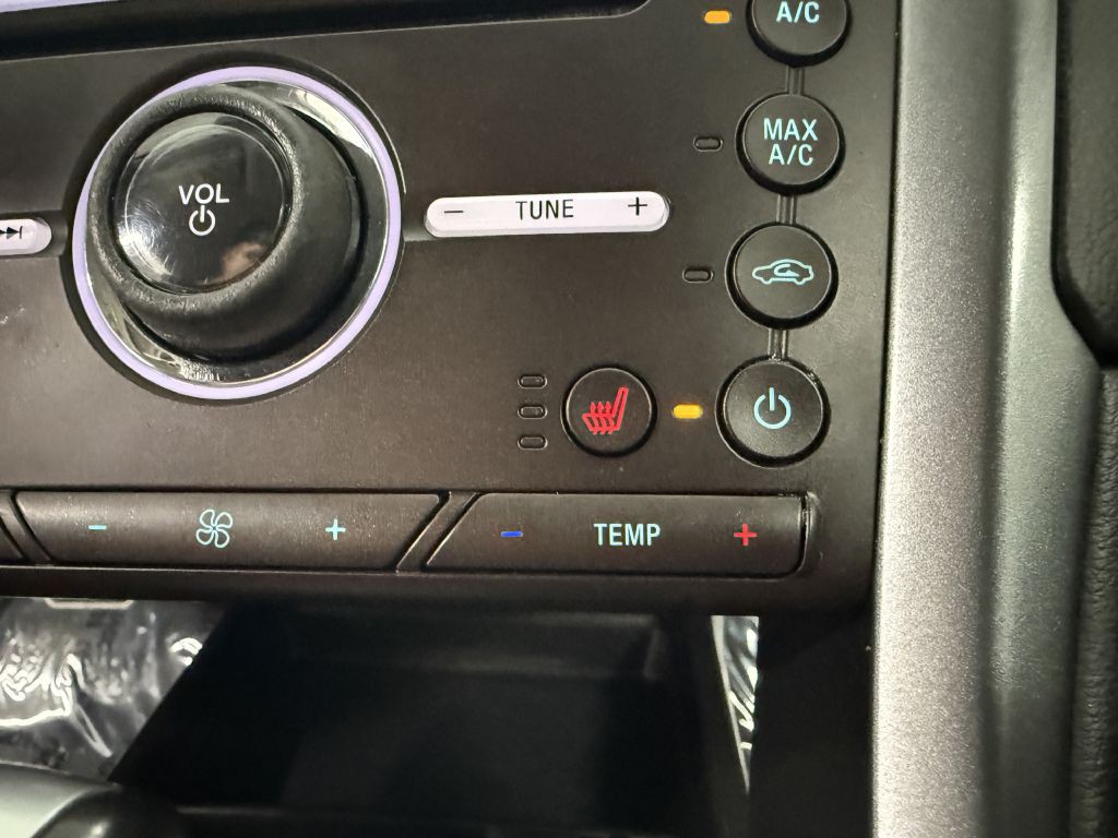 2016 Ford Fusion Image 17
