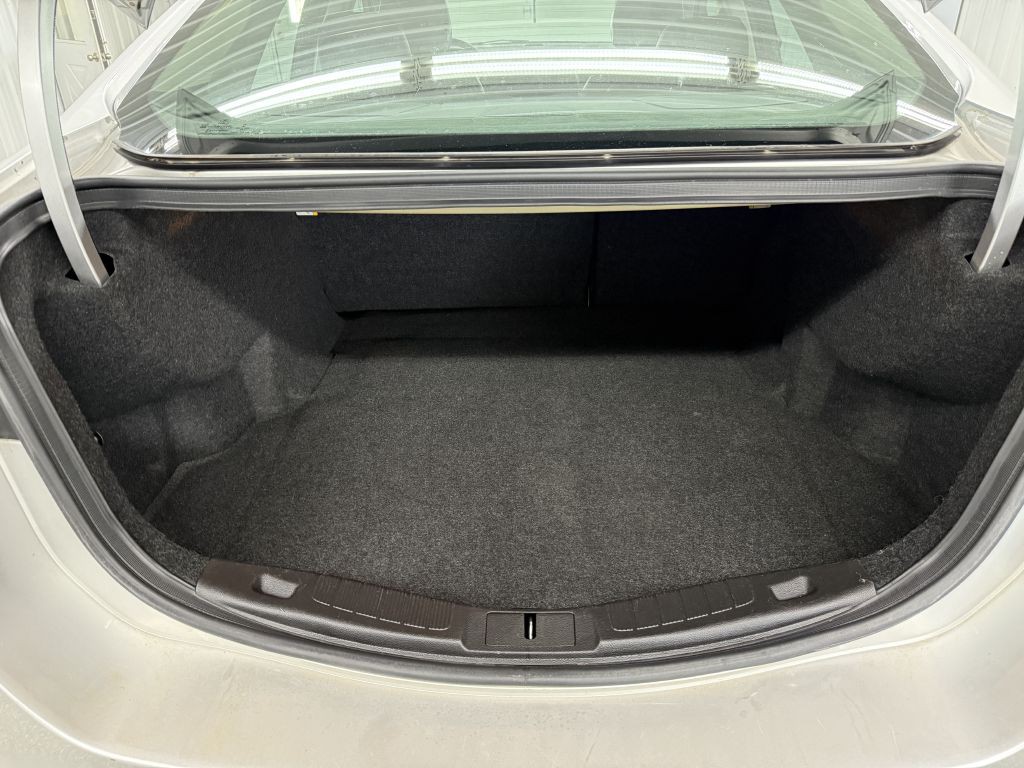 2016 Ford Fusion Image 24