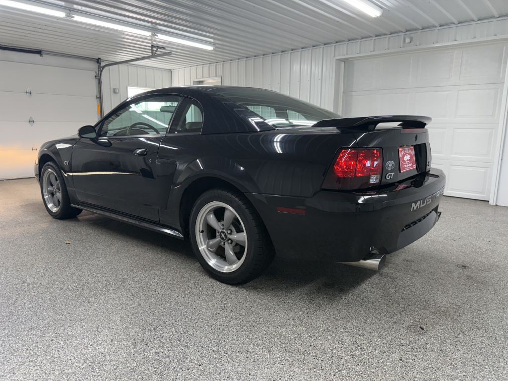 2002 Ford Mustang Image 3