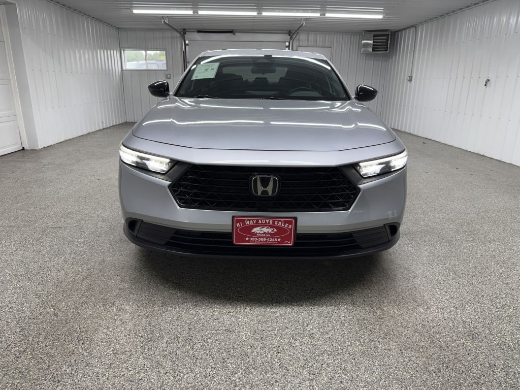 2023 Honda Accord Image 2