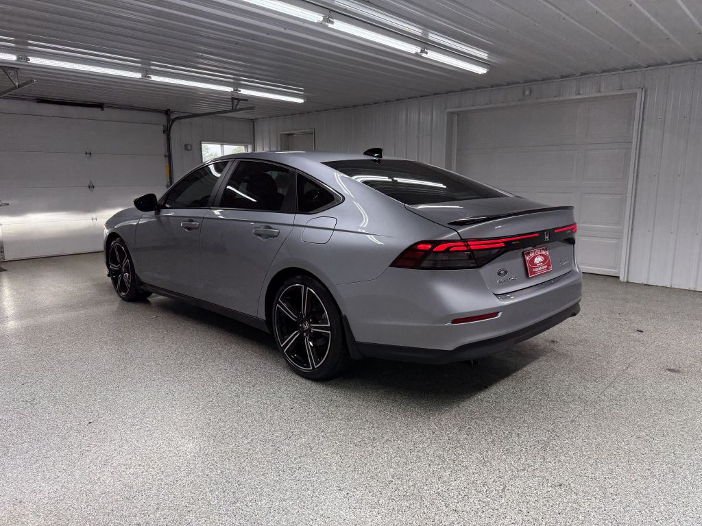 2023 Honda Accord Image 4