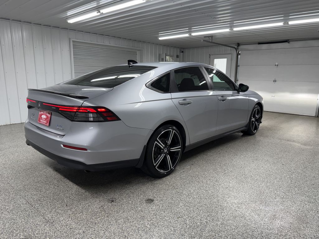 2023 Honda Accord Image 6
