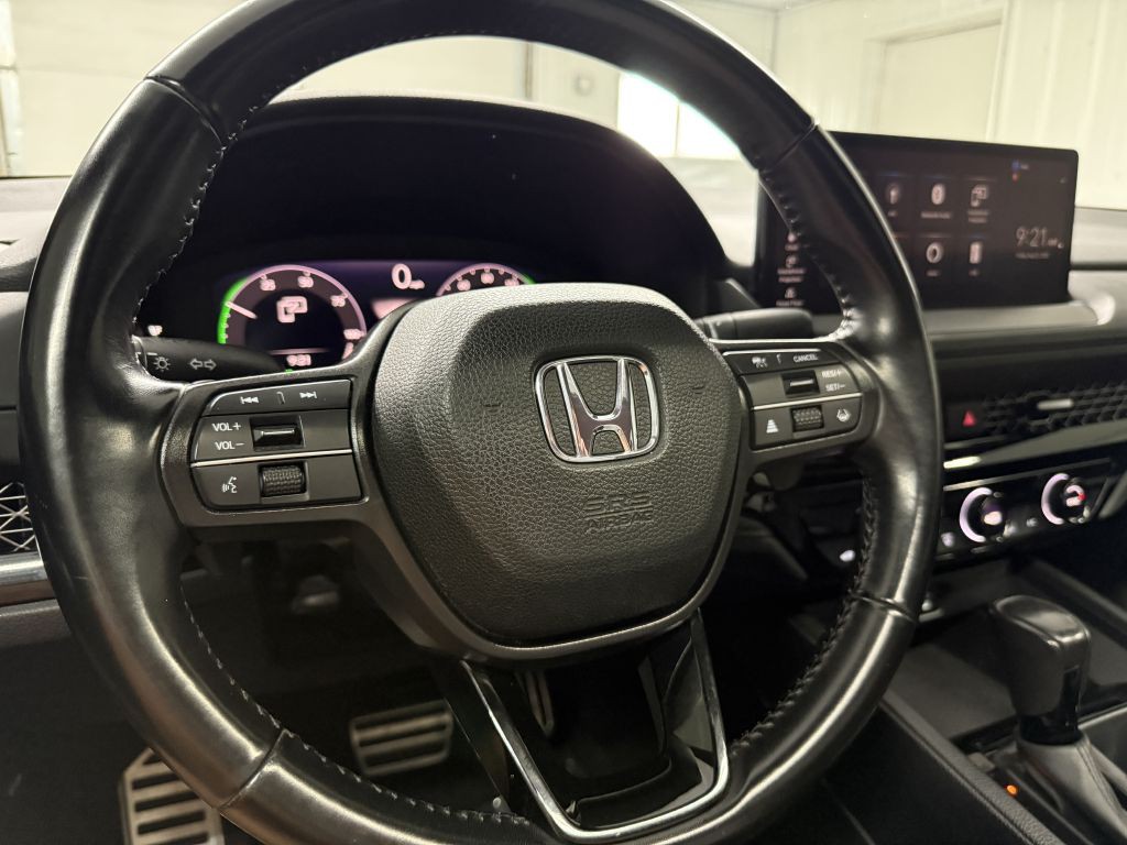 2023 Honda Accord Image 13