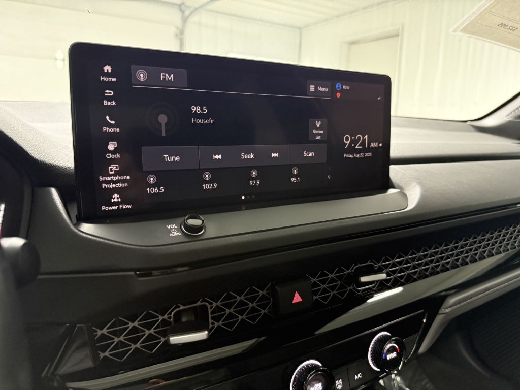 2023 Honda Accord Image 15