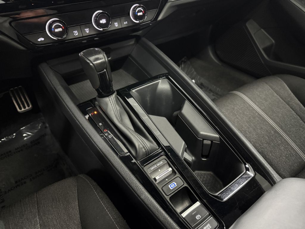 2023 Honda Accord Image 17