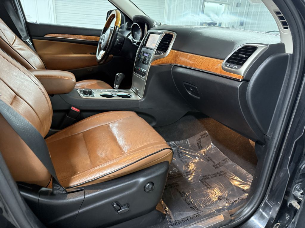 2012 Jeep Grand Cherokee Image 26