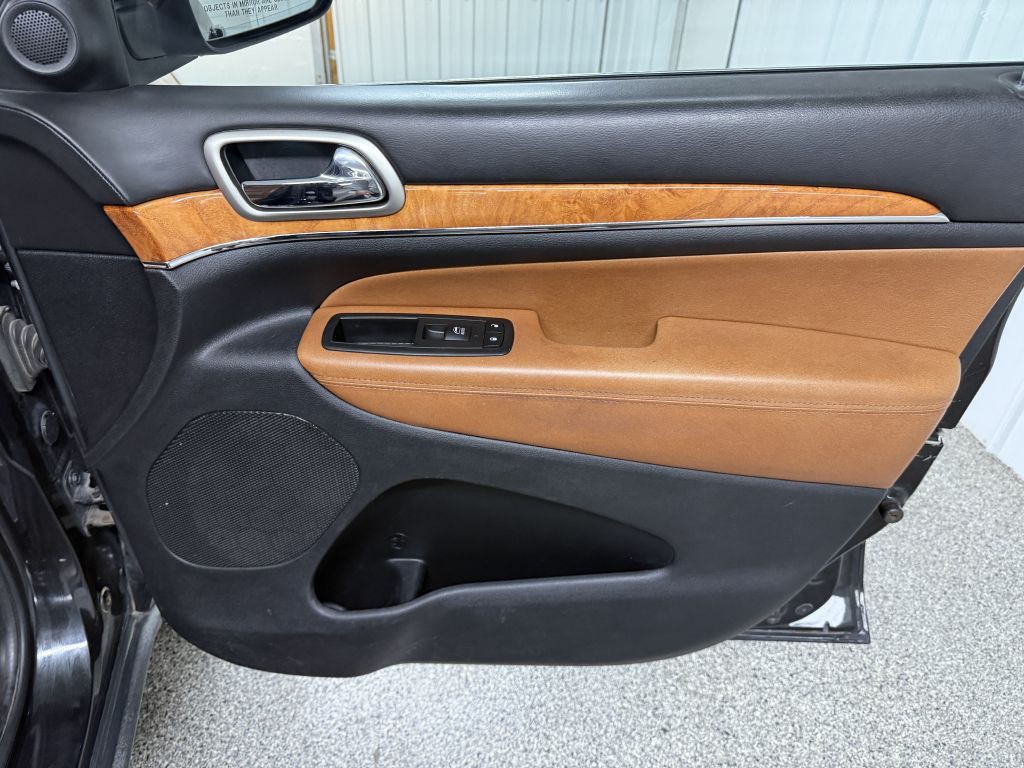 2012 Jeep Grand Cherokee Image 27