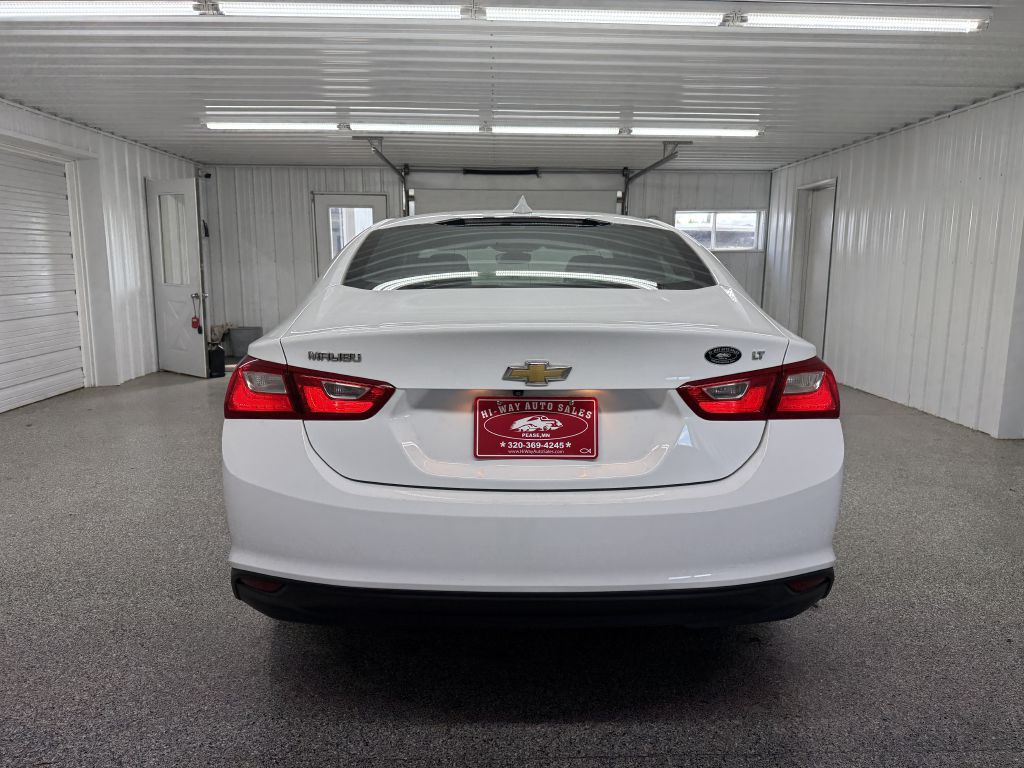2018 Chevrolet Malibu Image 5