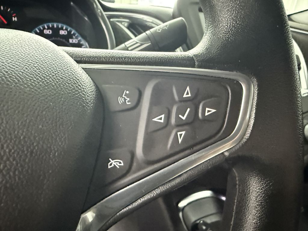 2018 Chevrolet Malibu Image 16