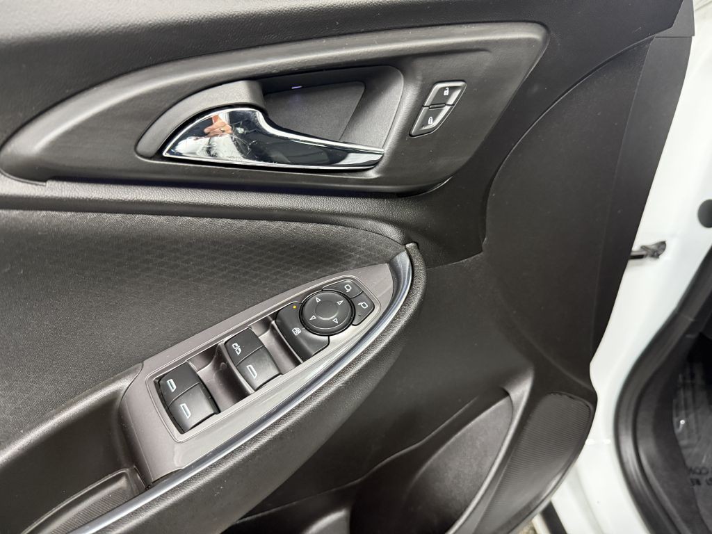 2018 Chevrolet Malibu Image 22