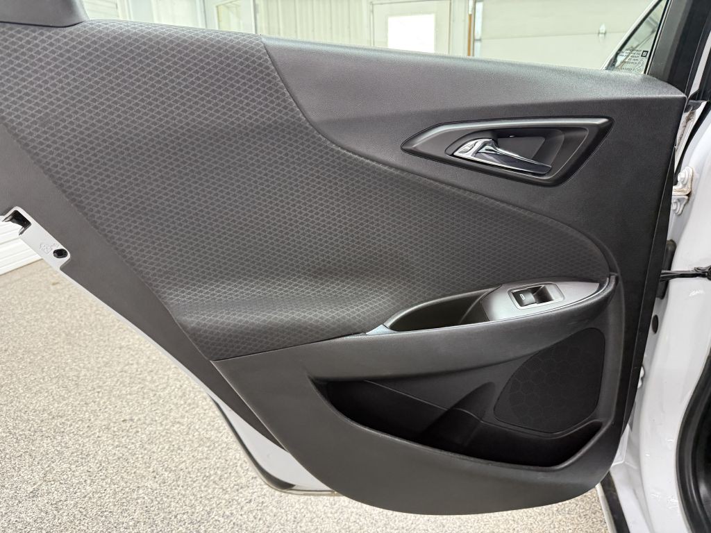 2018 Chevrolet Malibu Image 24
