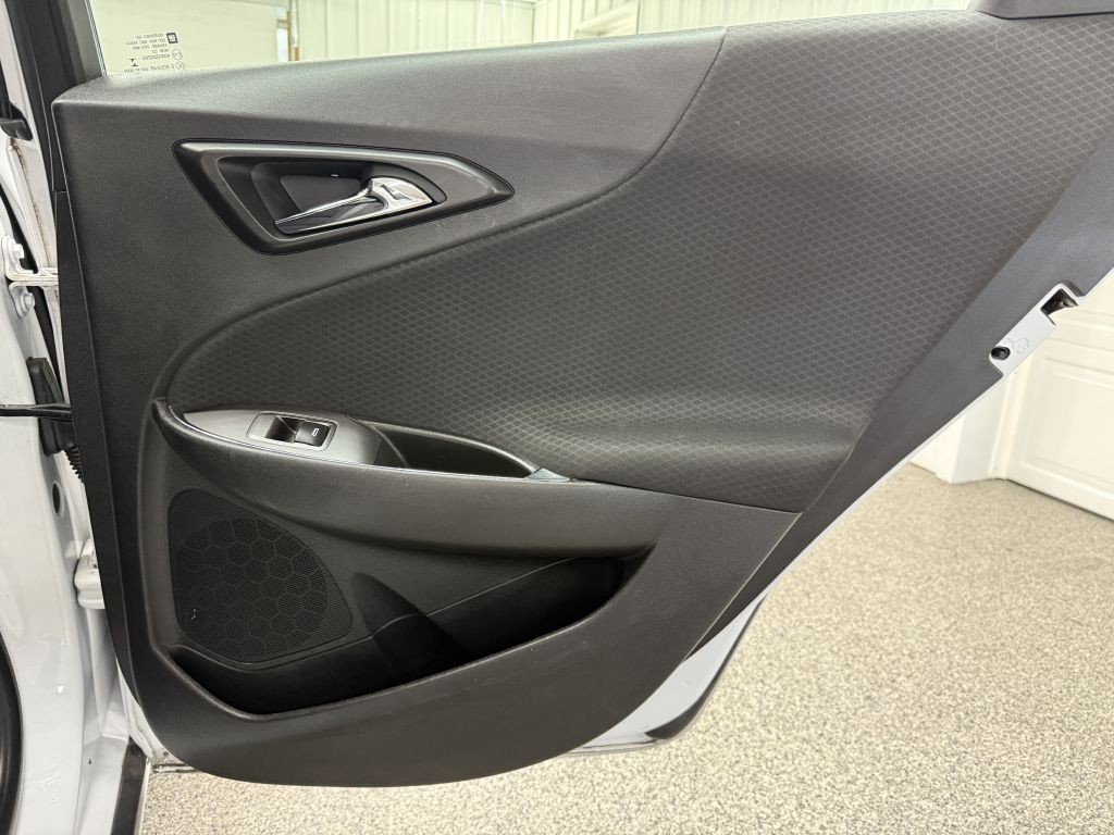 2018 Chevrolet Malibu Image 26