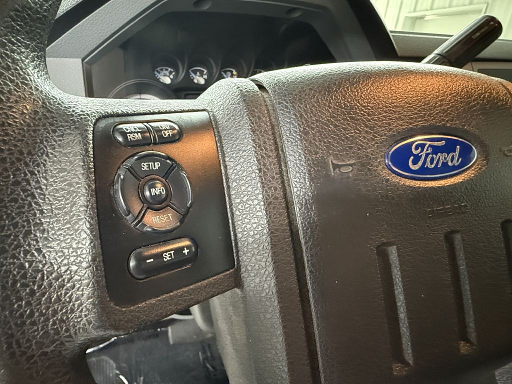 2013 Ford F-250 Image 18