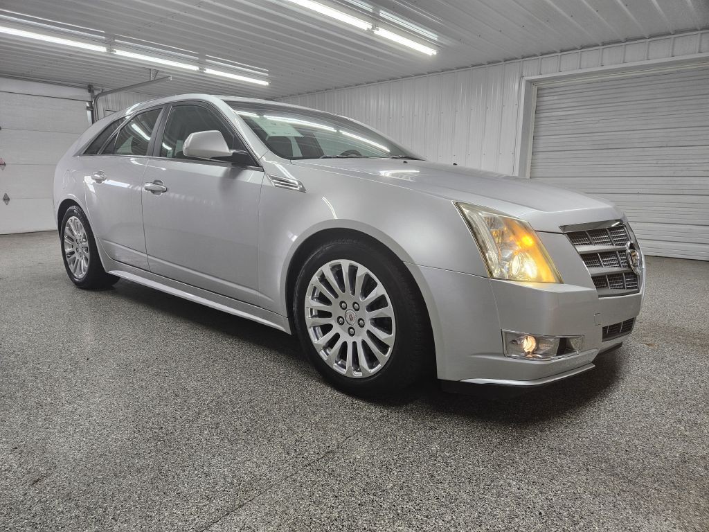 2010 Cadillac CTS Image 1