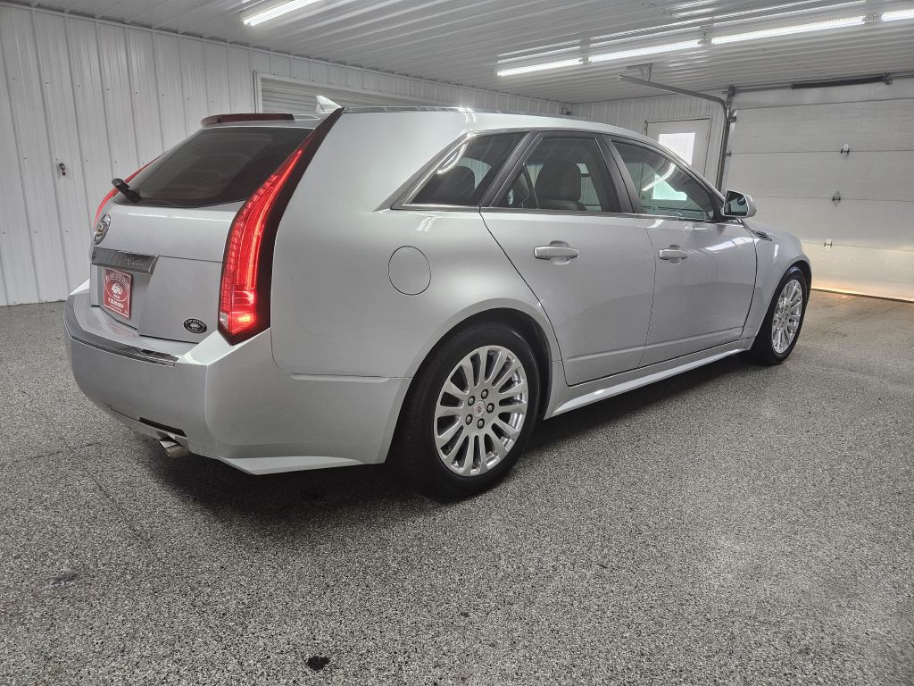2010 Cadillac CTS Image 2