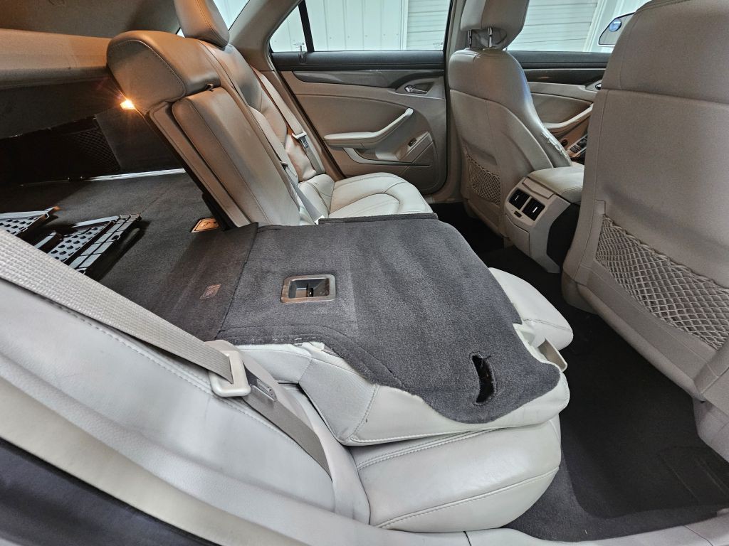 2010 Cadillac CTS Image 14