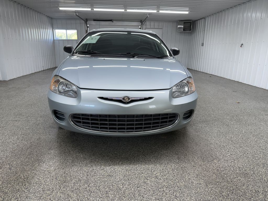 2002 Chrysler Sebring Image 2