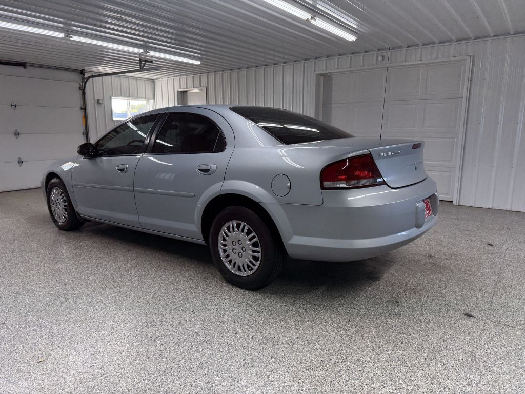 2002 Chrysler Sebring Image 4
