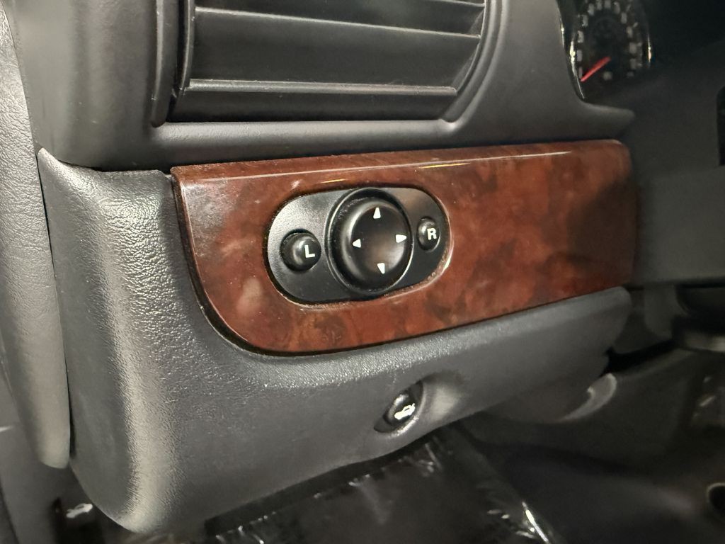 2002 Chrysler Sebring Image 13