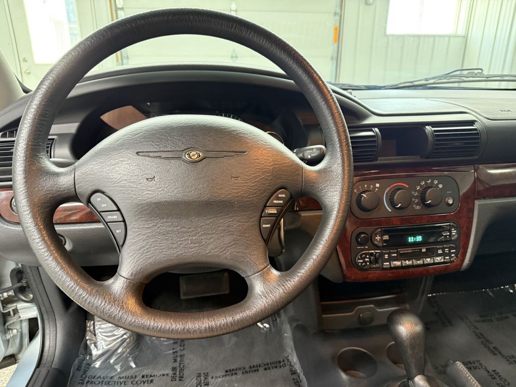 2002 Chrysler Sebring Image 15