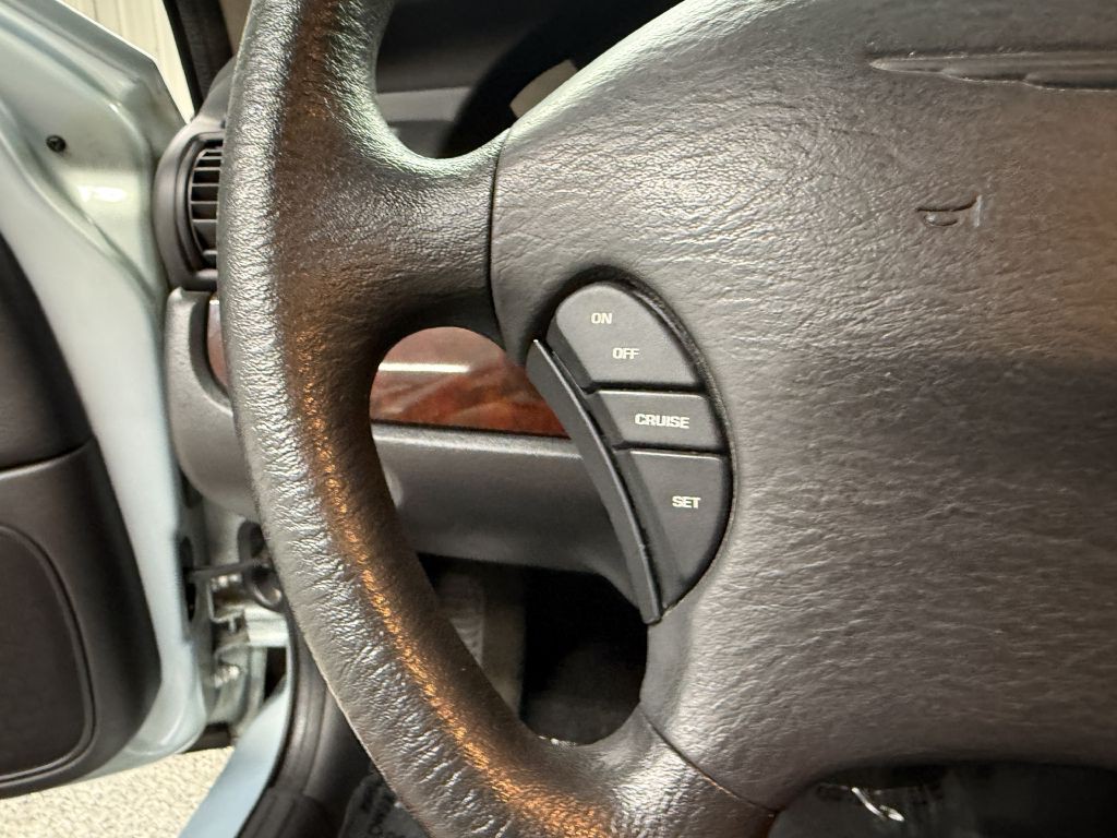 2002 Chrysler Sebring Image 16