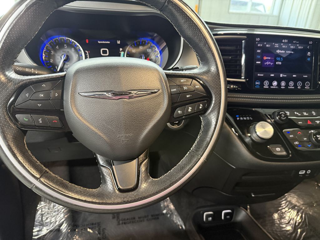 2019 Chrysler Pacifica Image 13