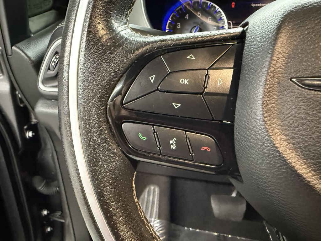 2019 Chrysler Pacifica Image 15