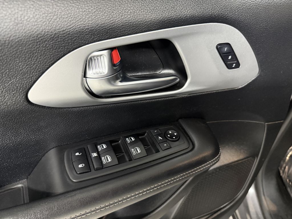 2019 Chrysler Pacifica Image 25