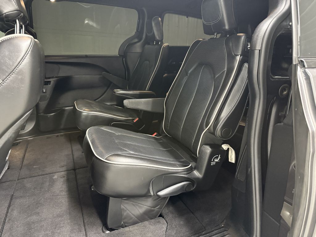 2019 Chrysler Pacifica Image 26