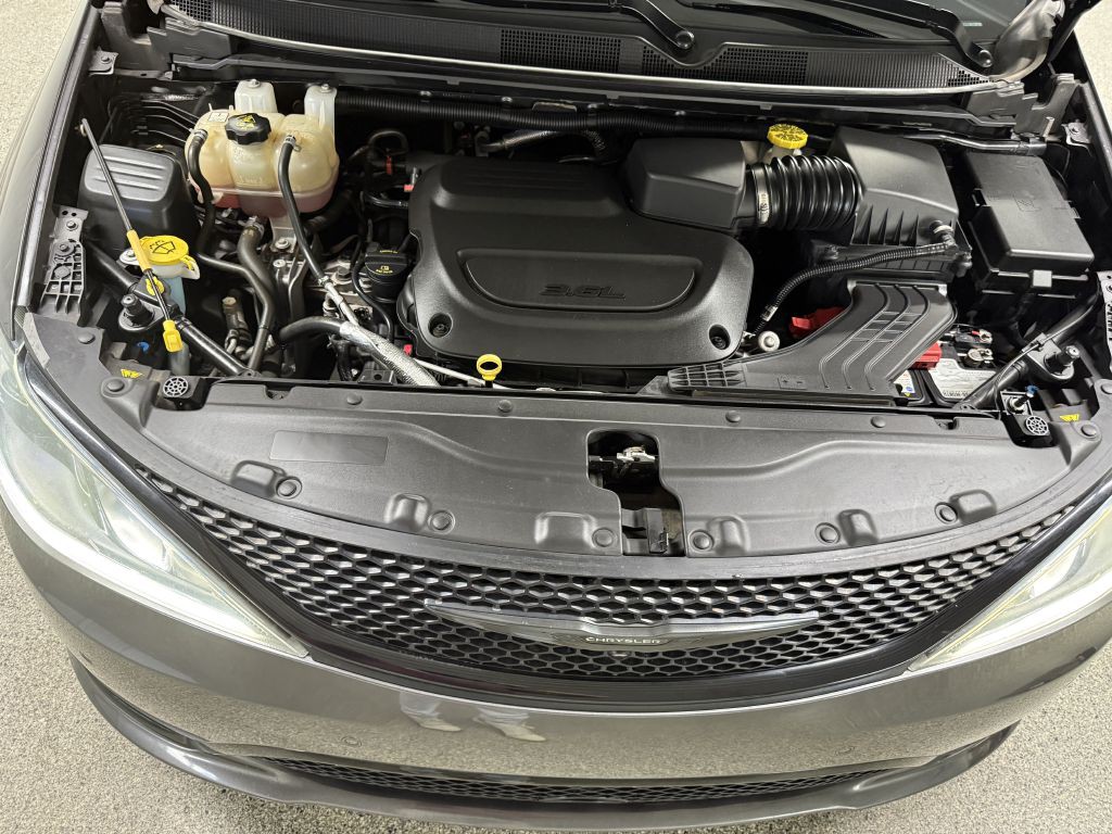2019 Chrysler Pacifica Image 37