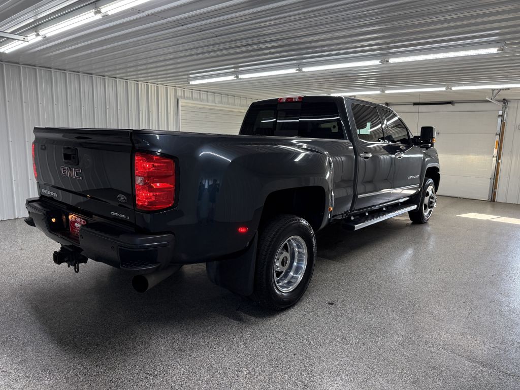 2019 GMC Sierra 3500 Image 11