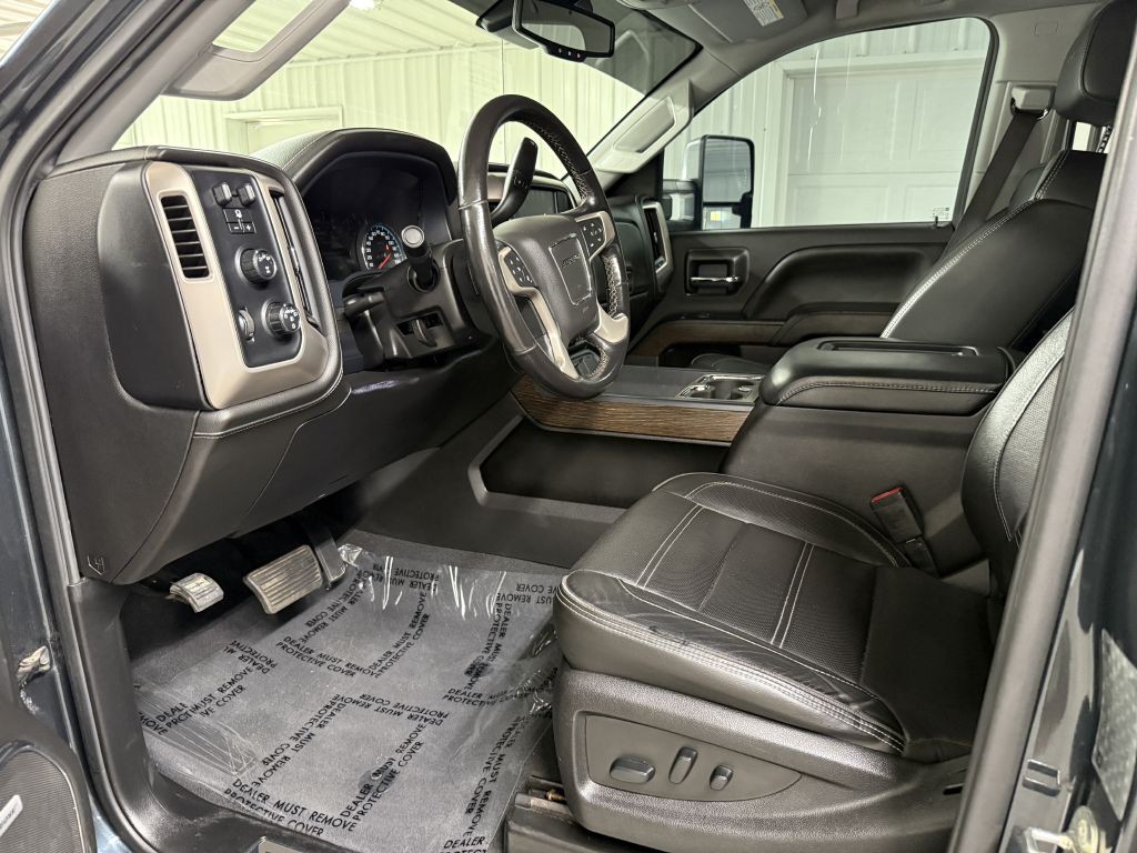 2019 GMC Sierra 3500 Image 15