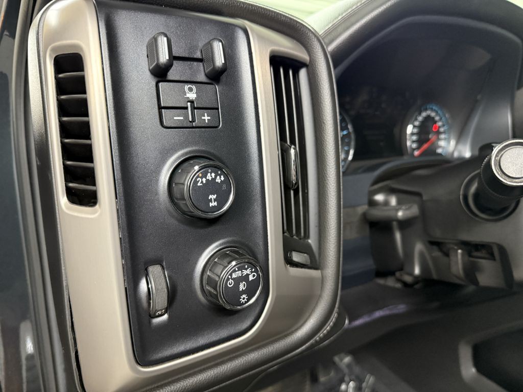 2019 GMC Sierra 3500 Image 18