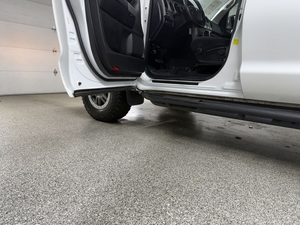 2013 Toyota Tundra Image 8