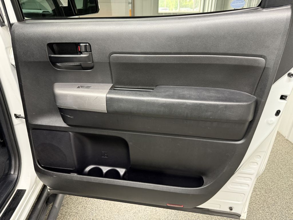 2013 Toyota Tundra Image 32