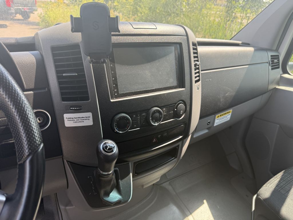 2017 Mercedes-Benz Sprinter Image 12