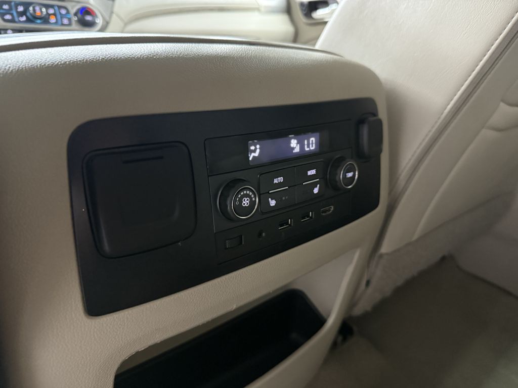 2019 GMC Yukon Image 27