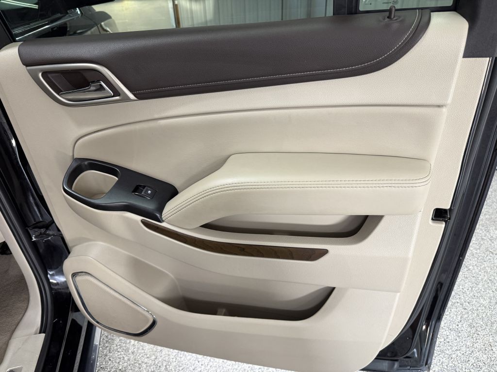 2019 GMC Yukon Image 32