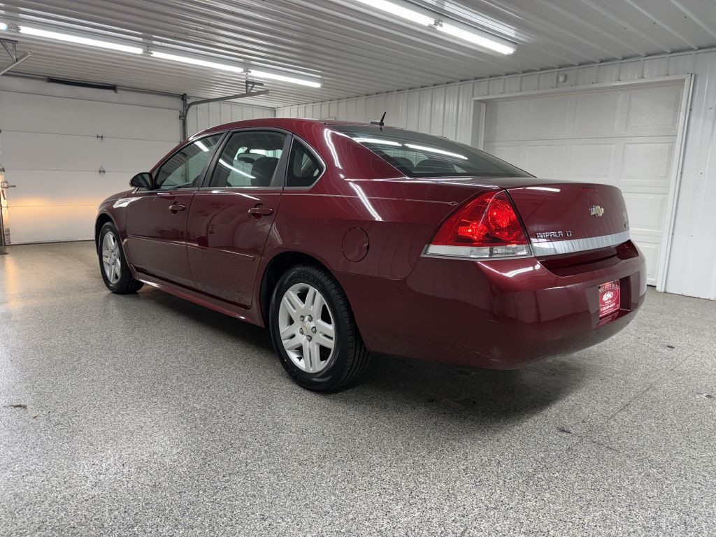 2011 Chevrolet Impala Image 4