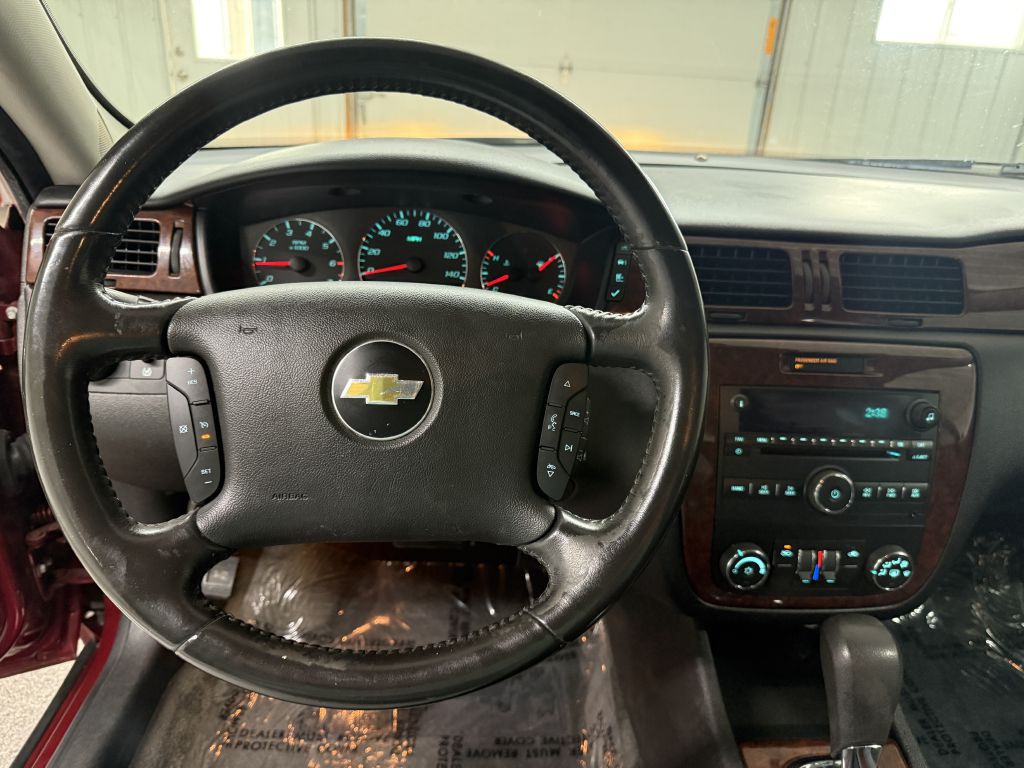 2011 Chevrolet Impala Image 12