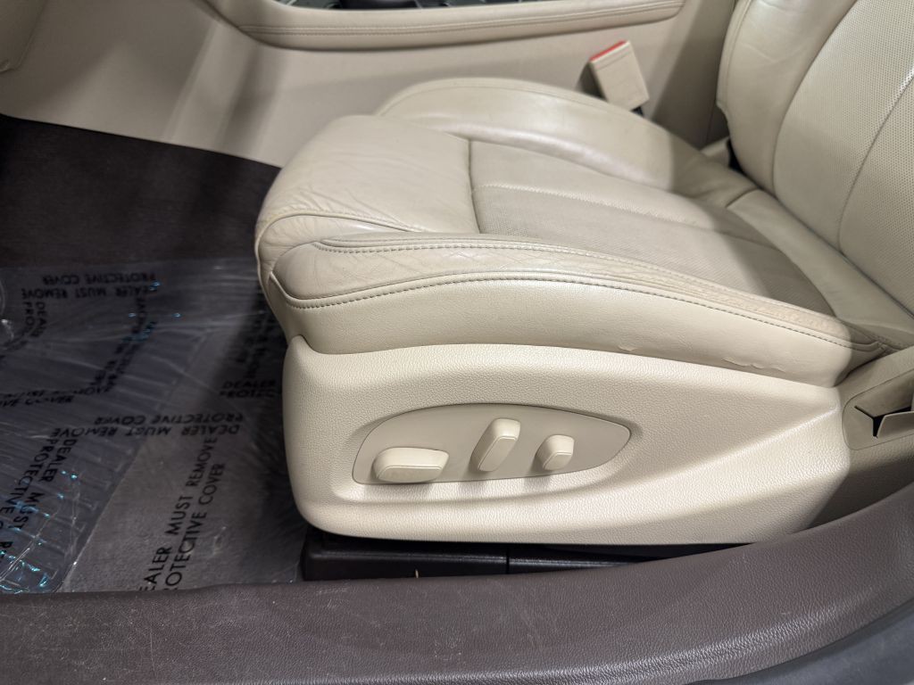 2014 Buick Lacrosse Image 11